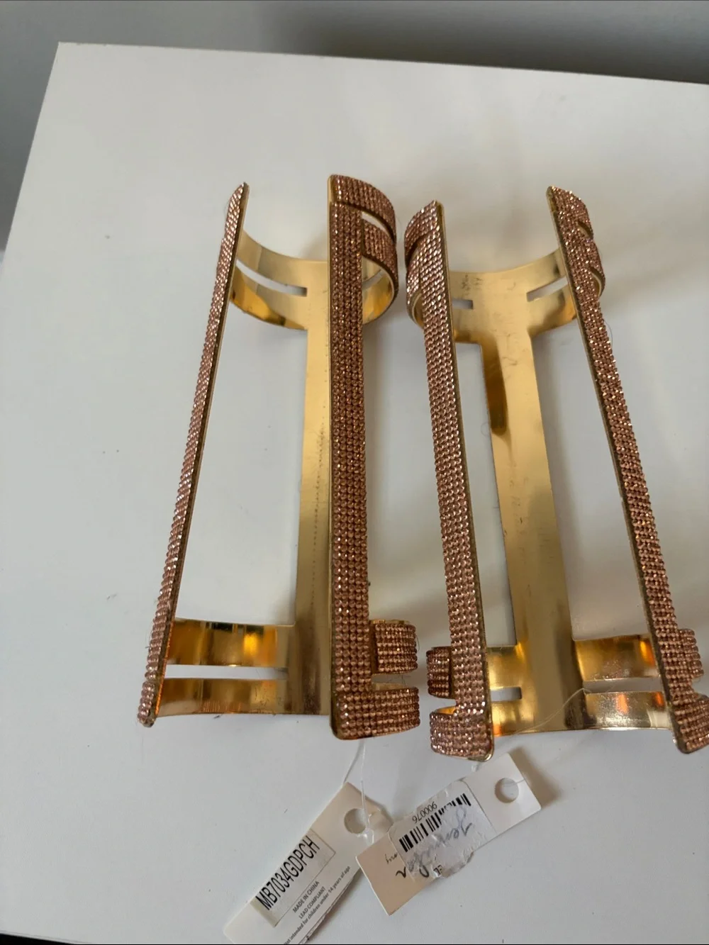 Luxurious Crystal-Embellished Rose Gold Cuff Bracelet - Women Accessories